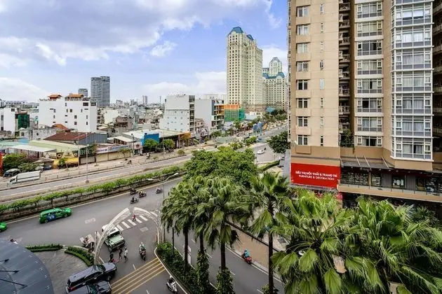 Aviva Saigon Pearl