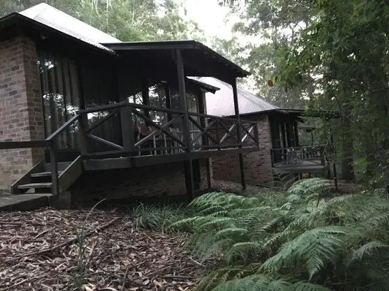 AVOCA BEACH HOTEL RESORT