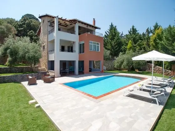 Villa-avra Exquisite Family Villa With Views - Oda
