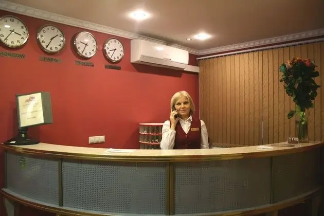 Avtozavodskaya Hotel - Lobi