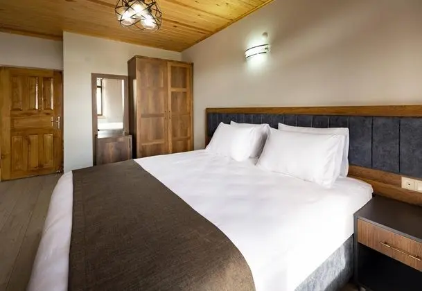 Avulot Otel