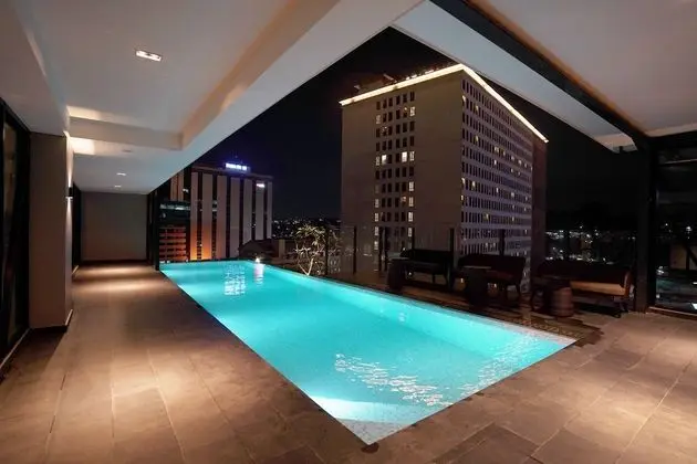 Awann Sewu Boutique Hotel and Suite - Havuz