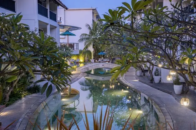 Away Bali Legian Camakila