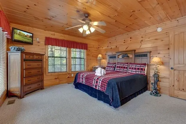 Away From it All by Jackson Mountain Homes - Oda