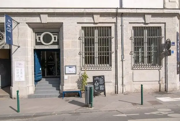 Away Hostel & Coffee Shop - Dış Mekan