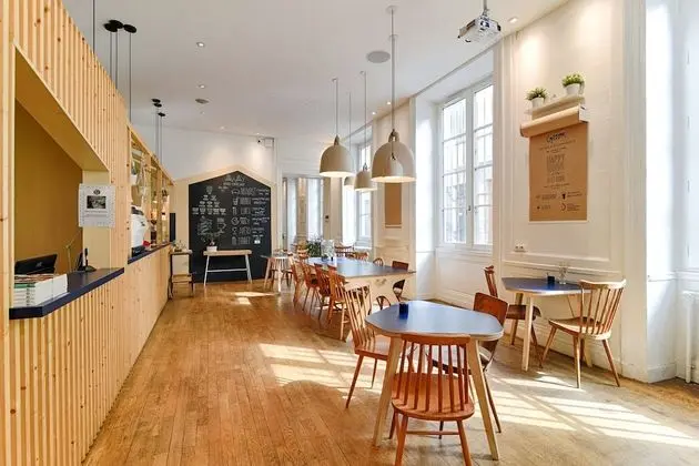 Away Hostel & Coffee Shop - Öne Çıkan Resim