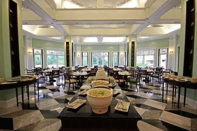 Away Kanchanabury Dheva Mantra Resort & Spa - Yeme / İçme