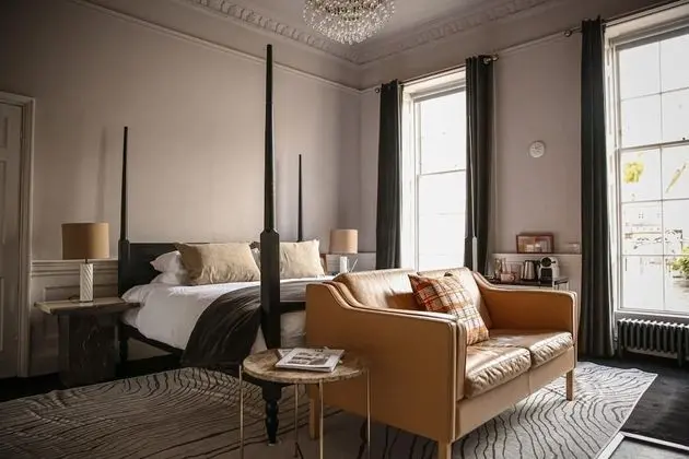 Awe-inspiring Townhouse With Balcony and Terrace