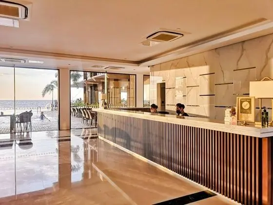 Awesome Hotel - Lobi
