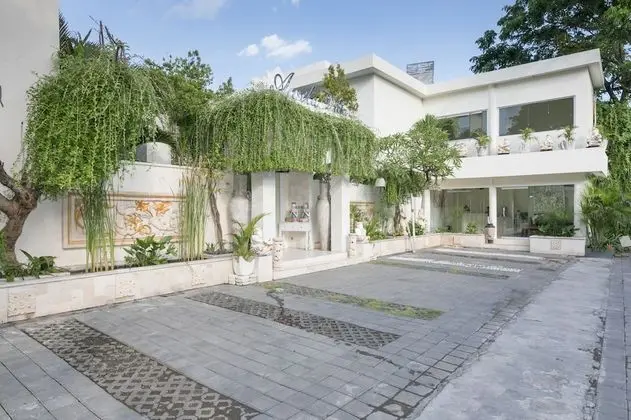 Awila Villa Kuta - Dış Mekan