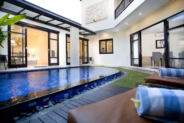 Awila Villa Kuta - Oda