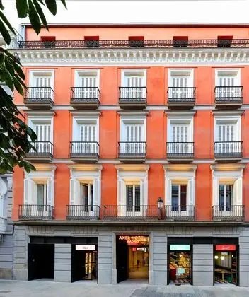 Axel Hotel Madrid - Dış Mekan
