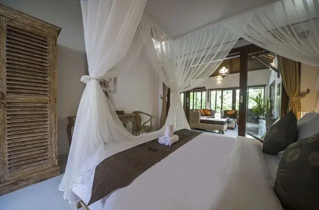 Axros Villa