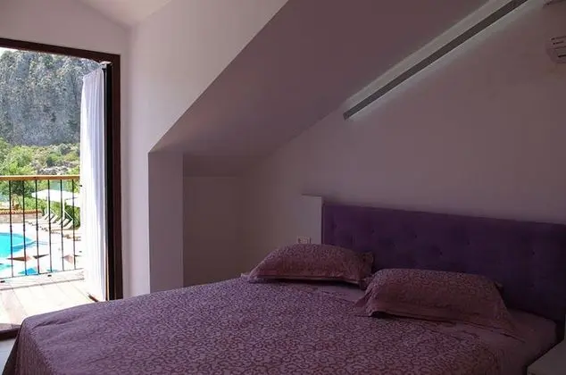Aydos Suites