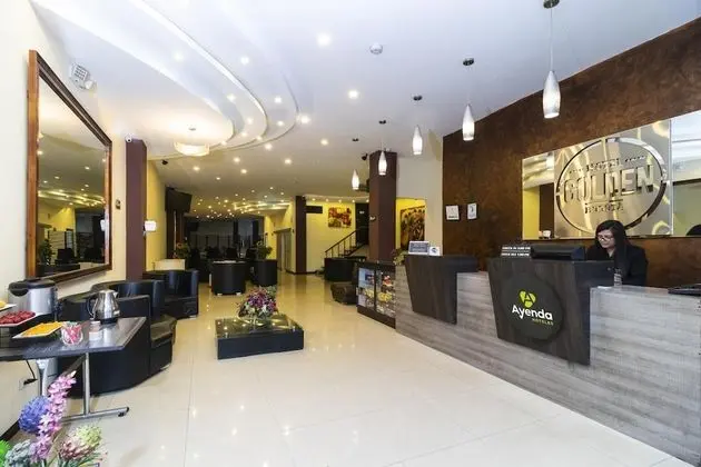 Ayenda 1063 Golden - Lobi