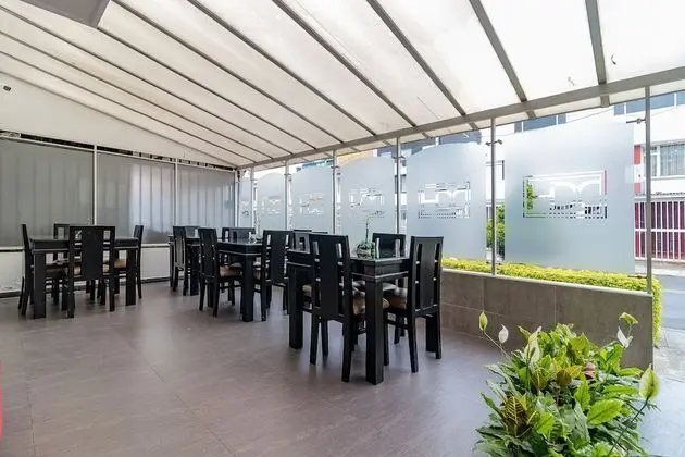 Ayenda 1072 Quality Comfort House - Yerinde Yemek