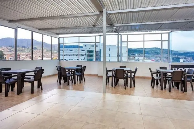 Ayenda Agustin Plaza - İç Mekan