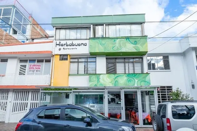 Ayenda Hierbabuena