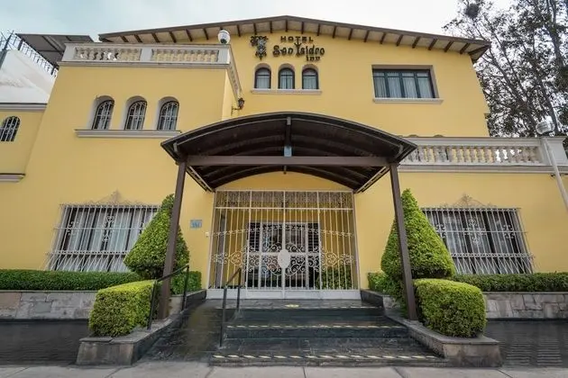Ayenda San Isidro Inn