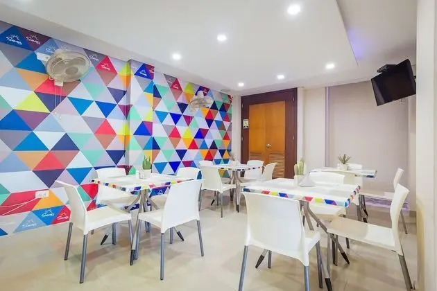 Hotel Ayenda Seven - Yerinde Yemek
