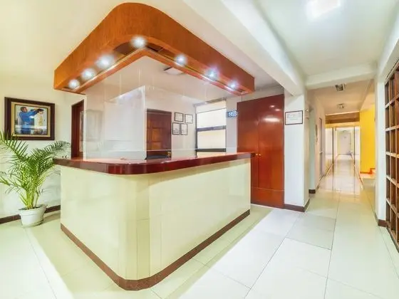 Ayenda Suites Marne - Lobi