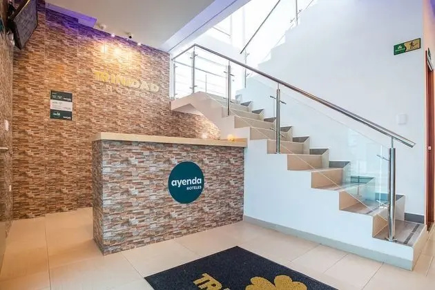 Ayenda Hotel Trinidad - Lobi