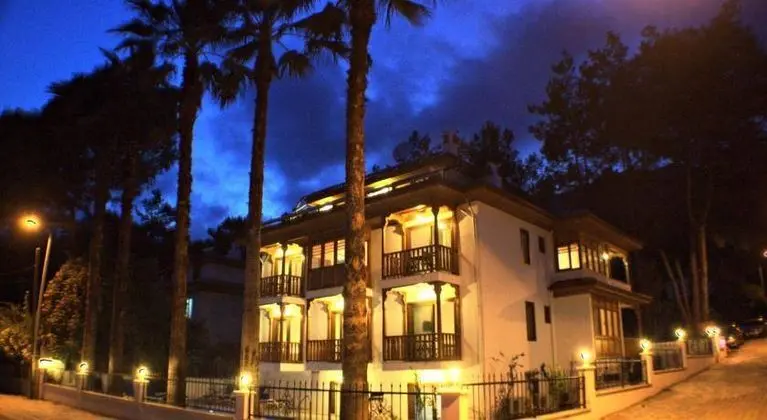Ayka Hotel