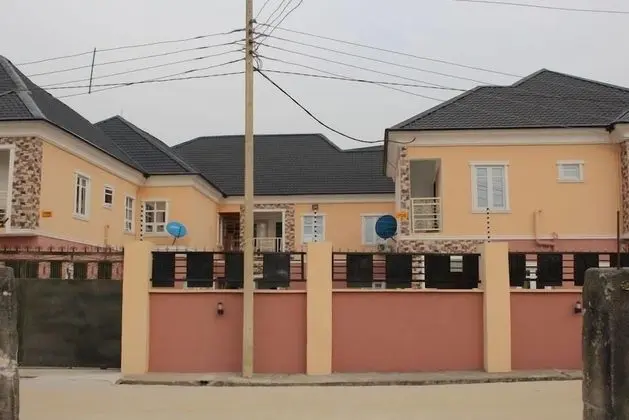 Ayoluyem Hotel