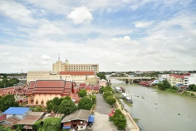 Ayothaya Riverside - Genel