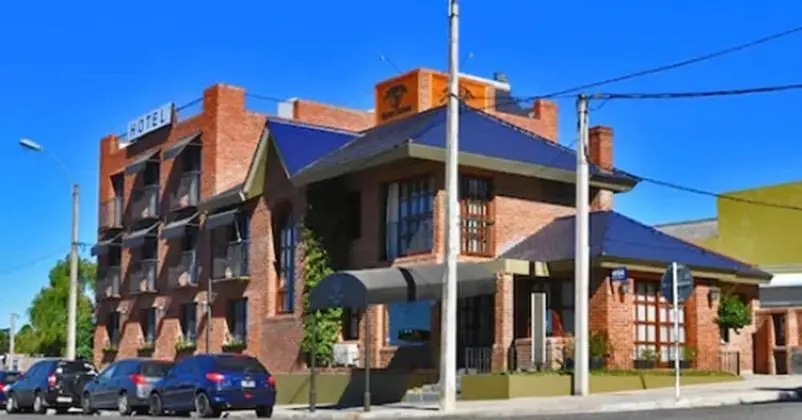 Hotel Ayres Colonia