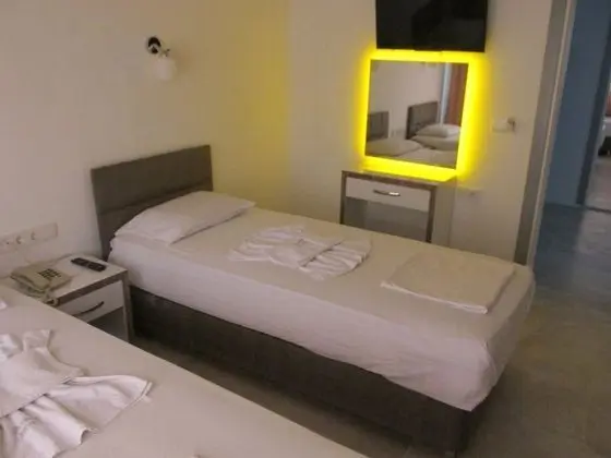 Aysev Hotel - Oda