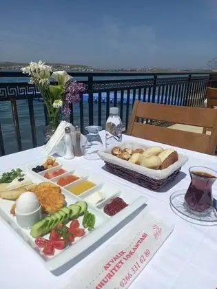 Ayvalik Cihan Otel - Genel