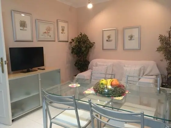 Azahar Apartamentos Heliópolis II - Oda Düzeni