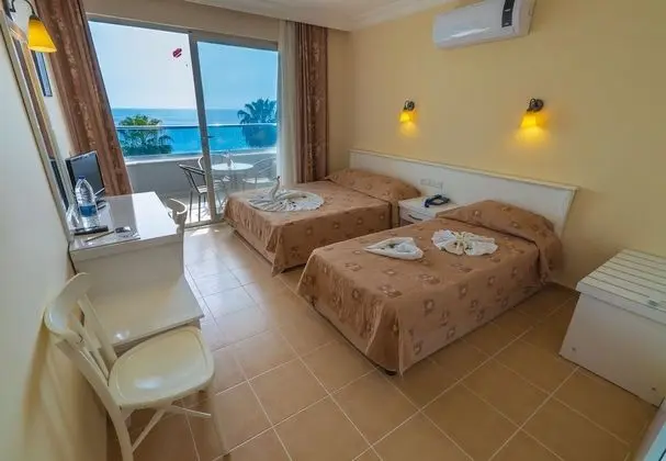 Azak Beach Hotel - Oda