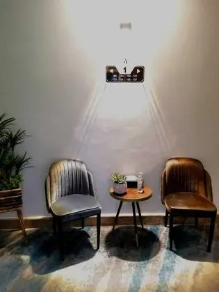 Azard Hotel - Lobi