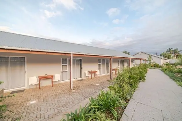 Azaria Guesthouse