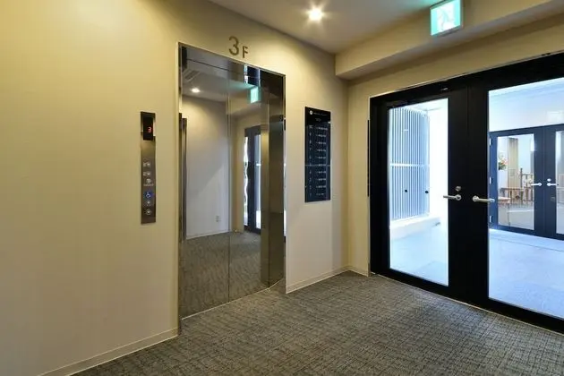 HOTEL AZAT Naha - Lobi