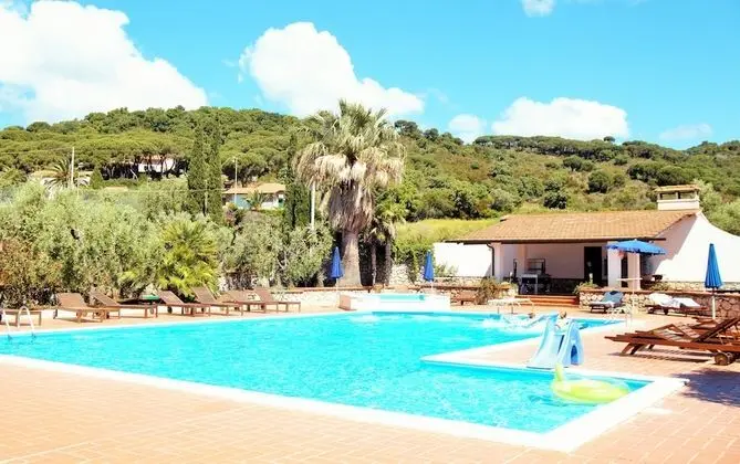 Azienda Agricola Sapereta - Havuz