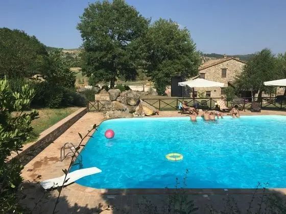 Azienda Agrituristica I Tre Casali - Havuz