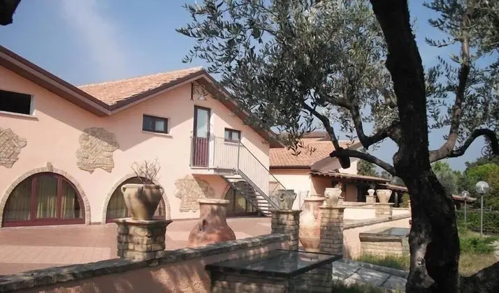 Azienda Vitivinicola Sergio Del Casale