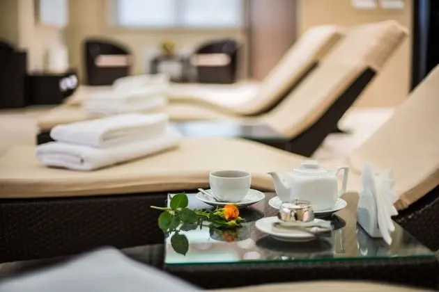 AZIMUT Hotel FREESTYLE Rosa Khutor - Havuz