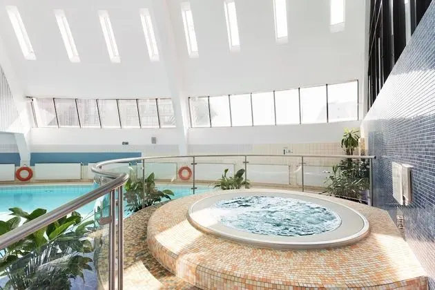 AZIMUT Hotel Olympic Moscow - Havuz