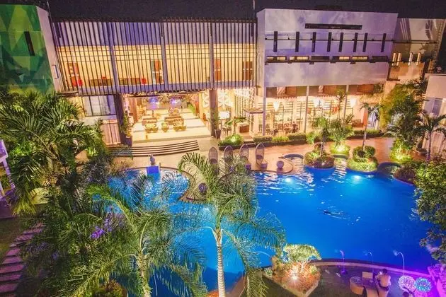 Aziza Paradise Hotel - Havuz