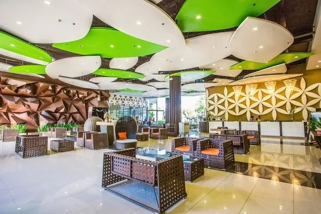 Aziza Paradise Hotel - Lobi