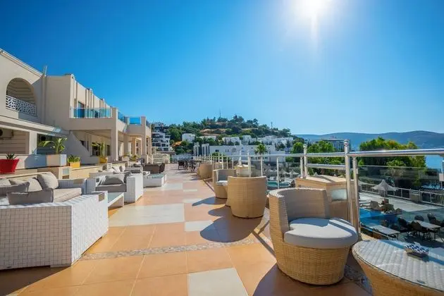 Azka Hotel - 8