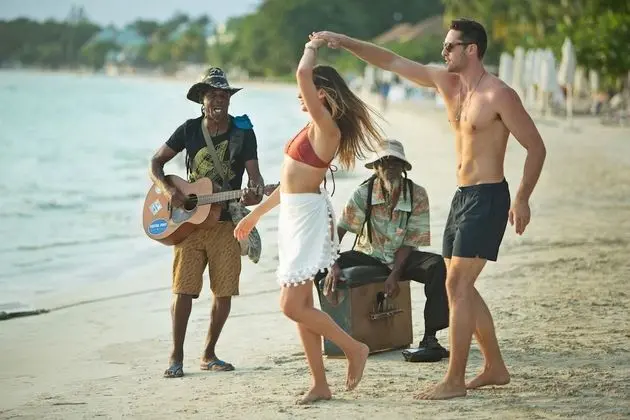 Azul Beach Resort Negril, Gourmet All Inclusive by Karisma - Plaj