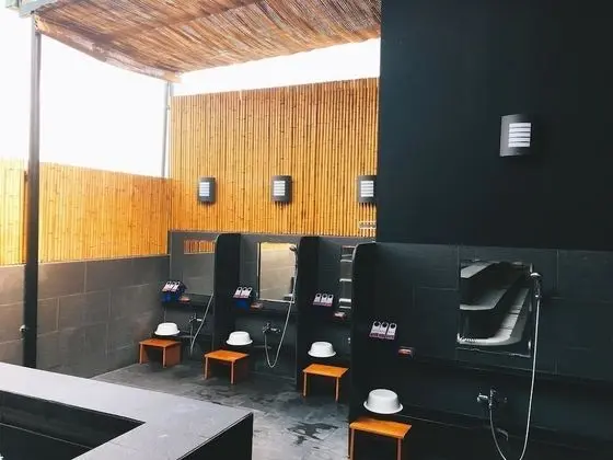 Azumaya Hotel Linh Lang - Havuz