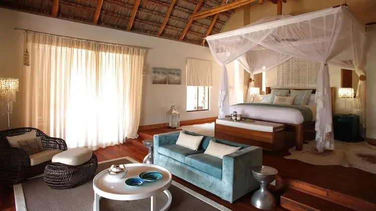 Azura Benguerra Island