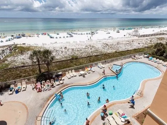 Azure Beach Resort by Panhandle Getaways - Plaj