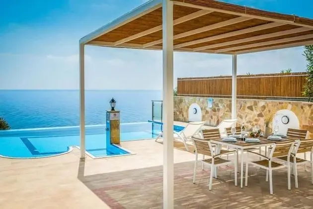 Villa Azure